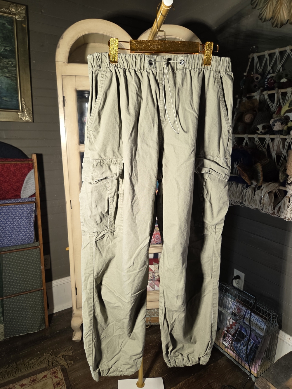 Men's Cargo Pants — Olive Green Utility Style